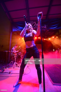 Tove Lo feet photo thumbnail