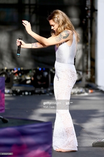 Tove Lo feet photo thumbnail
