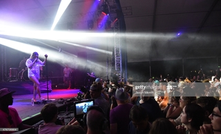 Tove Lo feet photo thumbnail