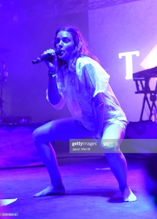 Tove Lo feet photo thumbnail