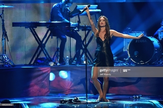 Tove Lo feet photo thumbnail