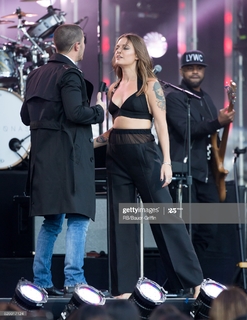 Tove Lo feet photo thumbnail