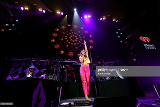 Tove Lo feet photo thumbnail