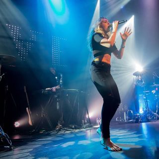 Tove Lo feet photo thumbnail