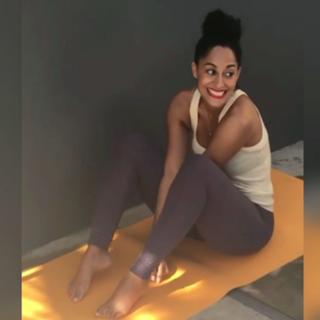 Tracee Ellis Ross feet photo thumbnail