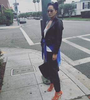 Tracee Ellis Ross feet photo thumbnail