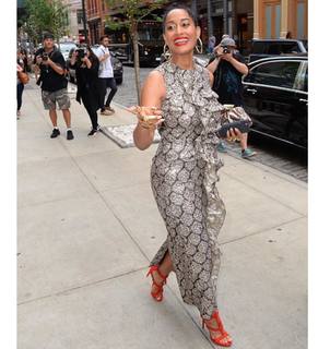 Tracee Ellis Ross feet photo thumbnail