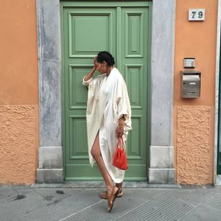 Tracee Ellis Ross feet photo thumbnail