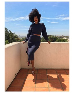Tracee Ellis Ross feet photo thumbnail