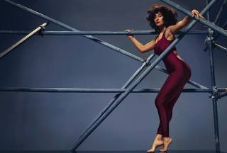 Tracee Ellis Ross feet photo thumbnail