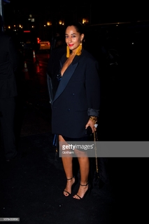 Tracee Ellis Ross feet photo thumbnail