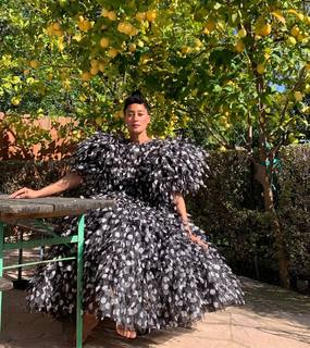 Tracee Ellis Ross feet photo thumbnail