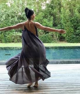 Tracee Ellis Ross feet photo thumbnail