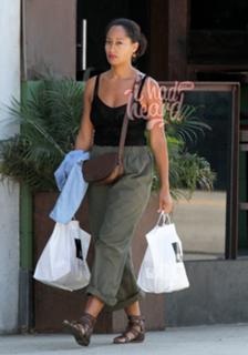 Tracee Ellis Ross feet photo thumbnail