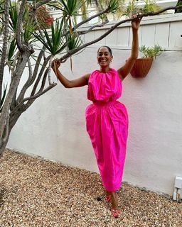 Tracee Ellis Ross feet photo thumbnail