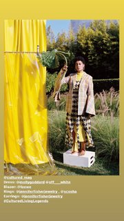 Tracee Ellis Ross feet photo thumbnail