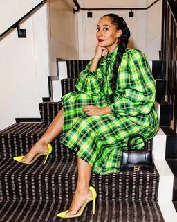 Tracee Ellis Ross feet photo thumbnail
