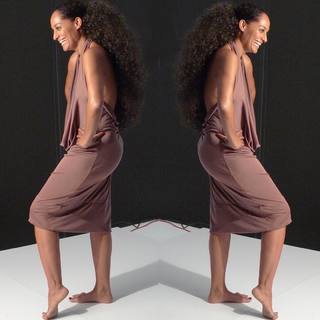 Tracee Ellis Ross feet photo thumbnail