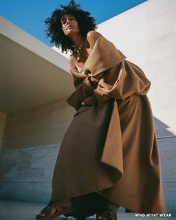 Tracee Ellis Ross feet photo thumbnail
