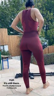 Tracee Ellis Ross feet photo thumbnail