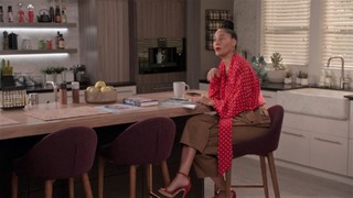 Tracee Ellis Ross feet photo thumbnail