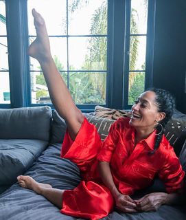 Tracee Ellis Ross feet photo thumbnail