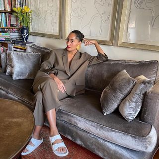 Tracee Ellis Ross feet photo thumbnail