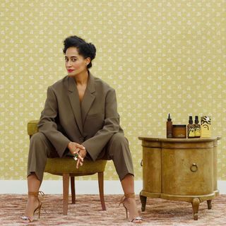 Tracee Ellis Ross feet photo thumbnail