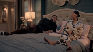 Tracee Ellis Ross feet photo thumbnail