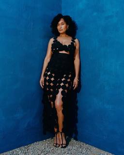 Tracee Ellis Ross feet photo thumbnail