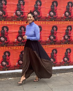 Tracee Ellis Ross feet photo thumbnail
