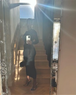 Tracee Ellis Ross feet photo thumbnail