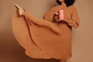 Tracee Ellis Ross feet photo thumbnail