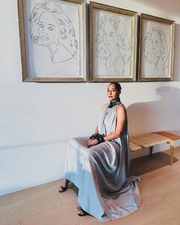 Tracee Ellis Ross feet photo thumbnail