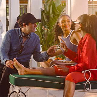Tracee Ellis Ross feet photo thumbnail