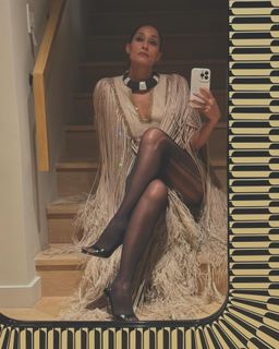 Tracee Ellis Ross feet photo thumbnail