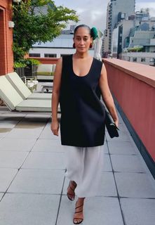 Tracee Ellis Ross feet photo thumbnail