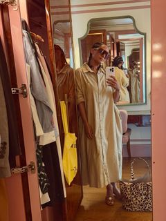 Tracee Ellis Ross feet photo thumbnail