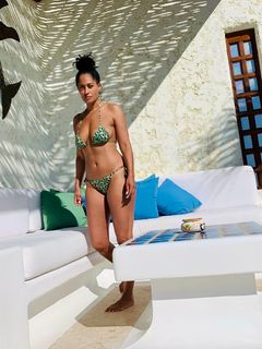 Tracee Ellis Ross feet photo 17