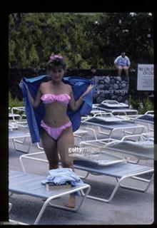 Tracey Gold feet photo 4