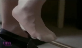 Tracey Gold feet photo 2