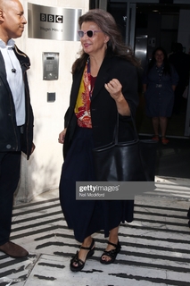 Tracey Ullman feet photo 10