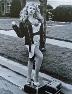 Traci Lords feet photo thumbnail