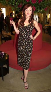 Traci Lords feet photo thumbnail