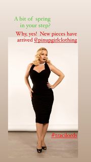 Traci Lords feet photo thumbnail