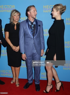 Tracy-Ann Oberman feet photo 7