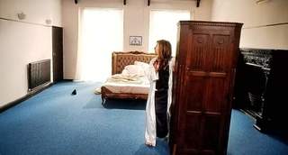 Tracy-Ann Oberman feet photo 11
