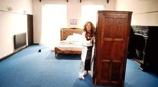 Tracy-Ann Oberman feet photo 10