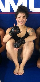 Tracy Cortez feet photo thumbnail