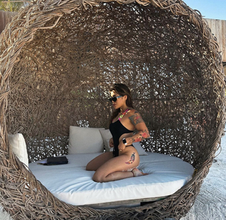 Tracy Cortez feet photo thumbnail